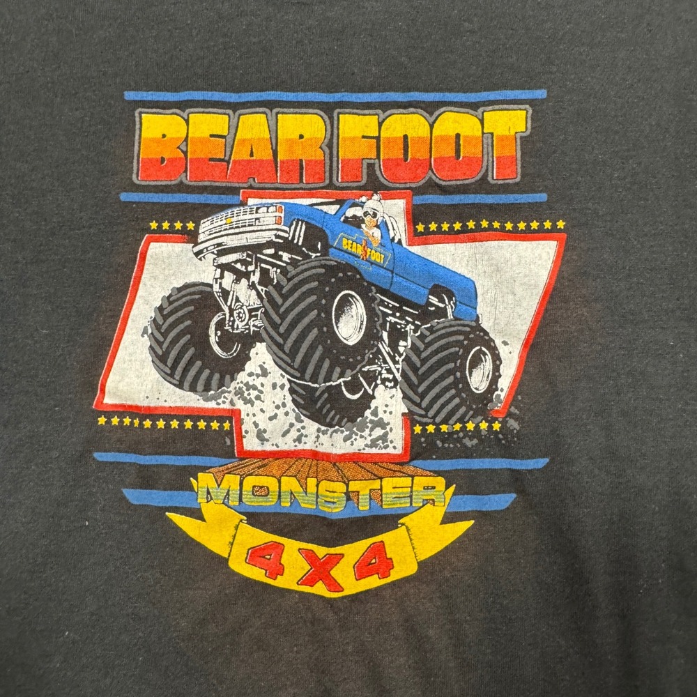 Vintage Screen Stars Bear Foot Monster Truck 4x4 T-Shirt Kids 14-16 Black USA - Picture 2 of 6